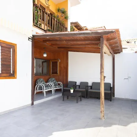 Live Los Corales Caletillas Con Piscina *