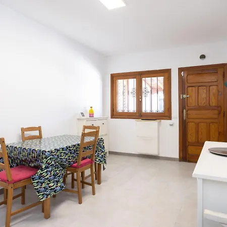 Live Los Corales Caletillas Con Piscina *